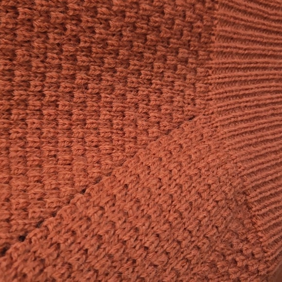 Short Sleeve Sweater Top - Picture 3 of 5